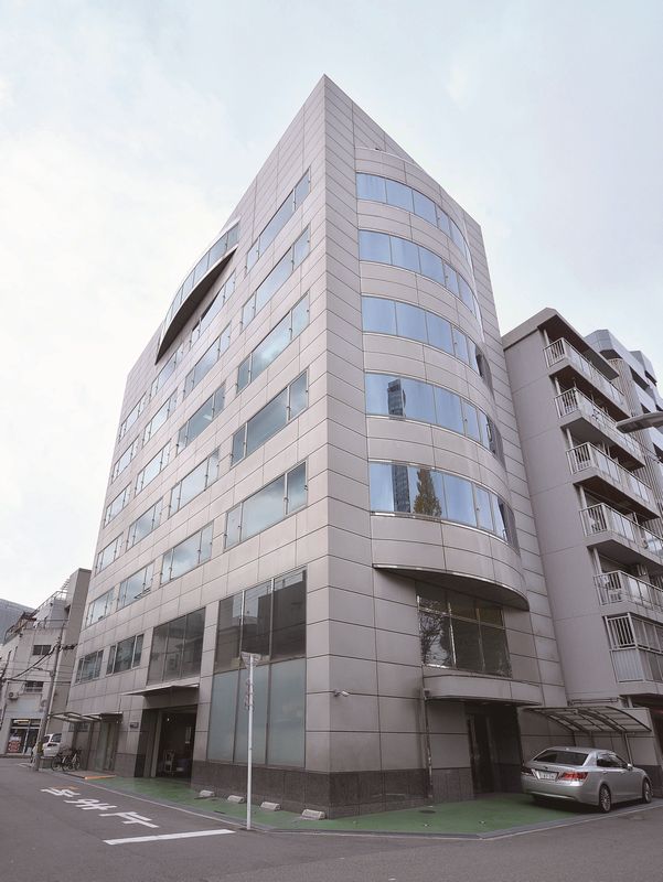 自動車六法 平成２７年版/輸送文研社/自動車法規研究会（単行本） 楽天市場】輸送文研社 自動車六法 平成27年版/輸送文研社