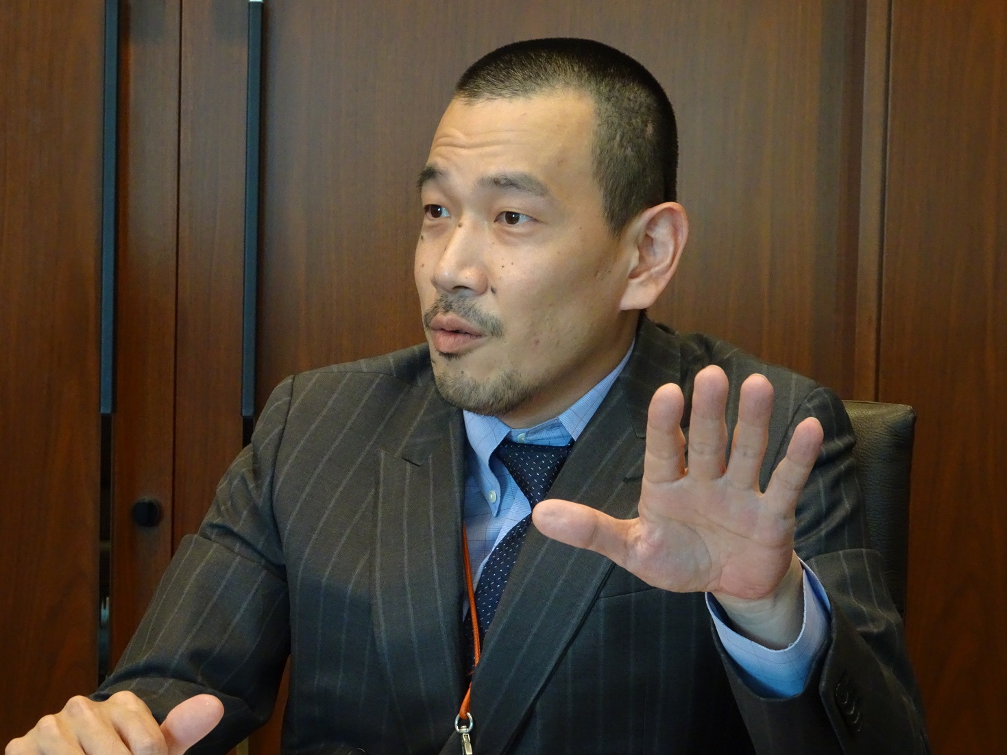 私的整理の法制化の私見を述べる千明弁護士