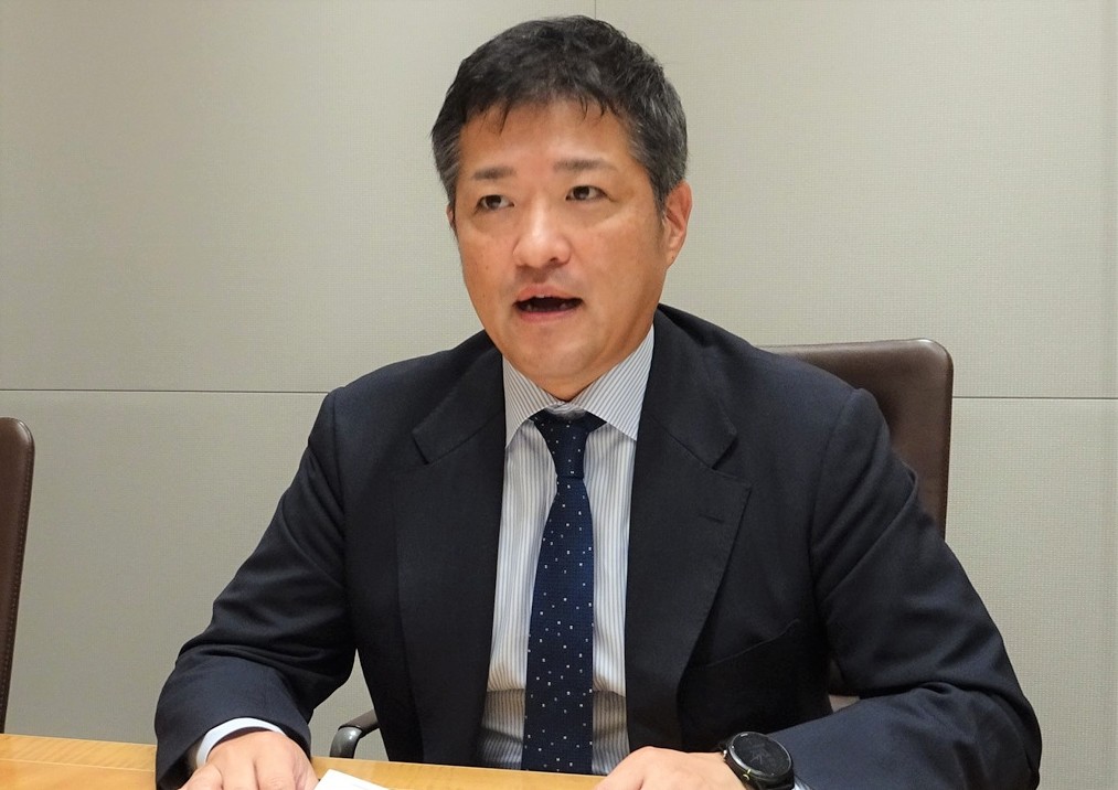 取材に応じる鐘ヶ江洋祐弁護士