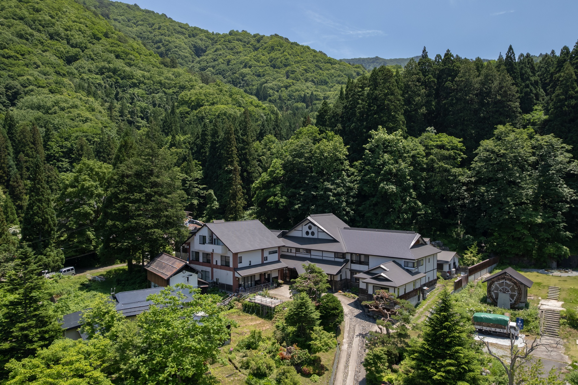 東屋の全景 東屋の全景