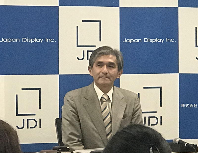 会見するJDI・菊岡稔社長（12月12日）