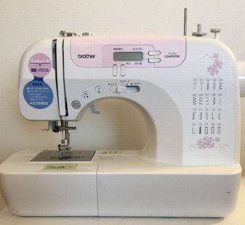 巣ごもりで販売が好調な家庭用ミシン（TSR撮影） 